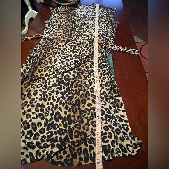 Lark & Ro Leopard Print Wrap Dress Polyester Cap Sleeve Mid-Length Stretchy XL - Picture 13 of 14